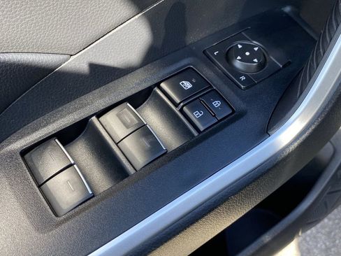 Used 2025 Toyota RAV4 XLE image 23