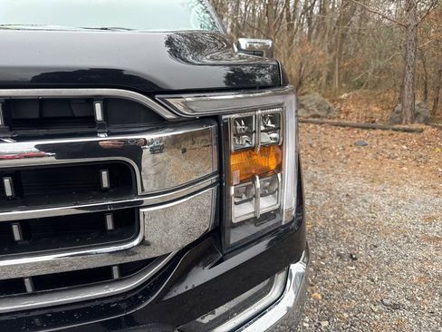 Used 2021 Ford F150 Lariat image 3