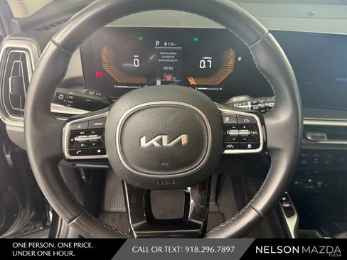 Used 2024 Kia Sorento S FWD image 20