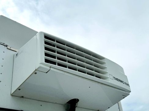 Used 2012 Ford F550 2WD Regular Cab Super Duty w/ Payload Upgrade Pkg image 13