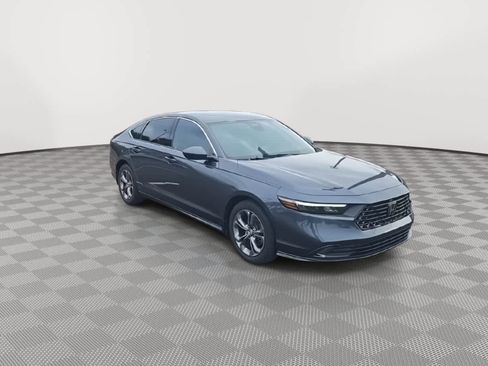 Used 2023 Honda Accord EX image 2