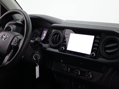 Used 2022 Toyota Tacoma SR w/ SX Package RWD image 32