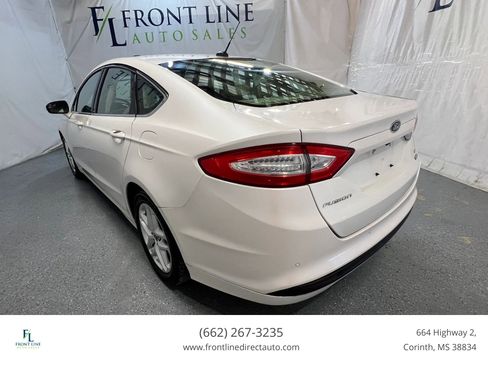 Used 2016 Ford Fusion SE w/ Equipment Group 202A FWD image 5