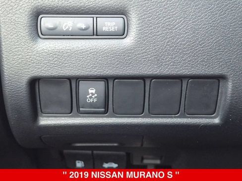 Used 2019 Nissan Murano S AWD/4WD image 18