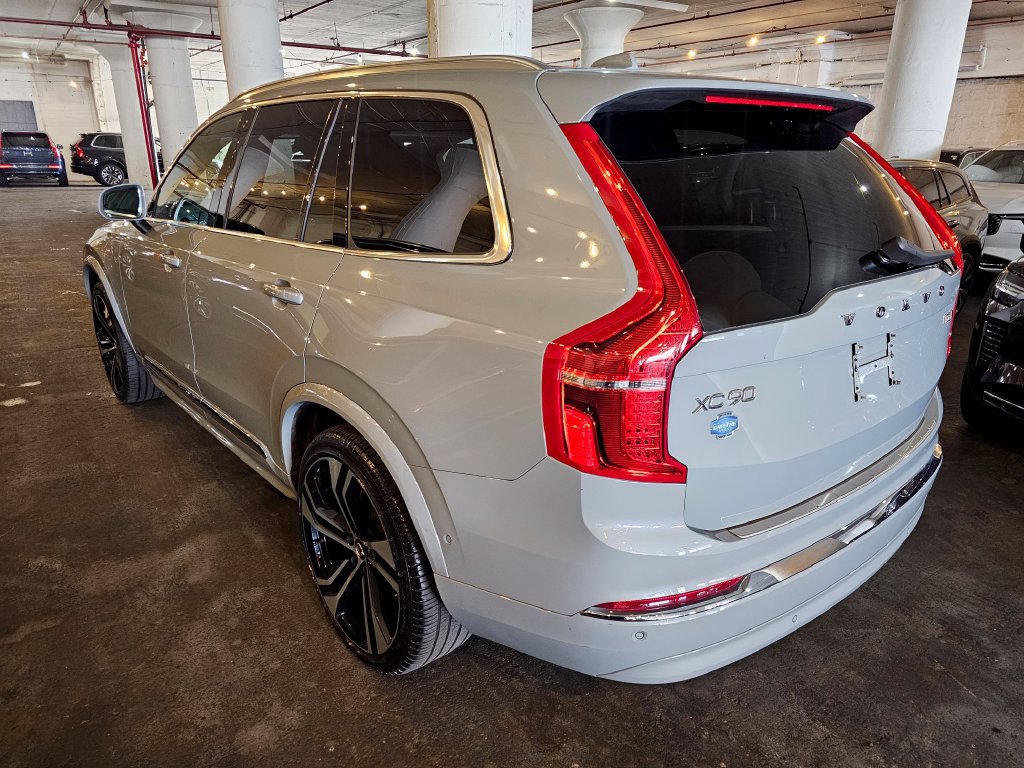 Certified 2025 Volvo XC90 B6 Ultra w/ Protection Package AWD/4WD image 2