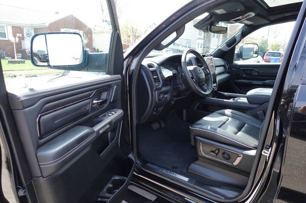 Used 2023 RAM 1500 Limited w/ Night Edition AWD/4WD image 14