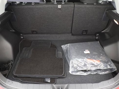 Used 2025 Mitsubishi Outlander Sport 2.0 ES image 28