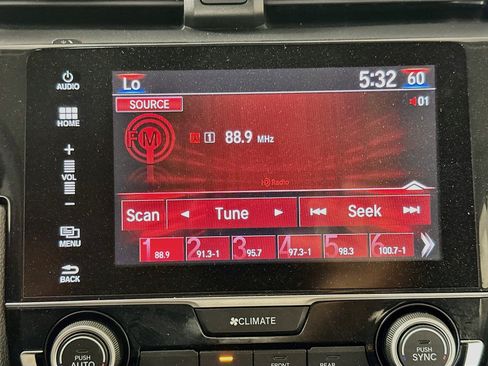 Used 2018 Honda Civic EX-T image 19
