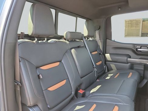 Used 2021 GMC Sierra 1500 AT4 w/ AT4 Value Package AWD/4WD image 36