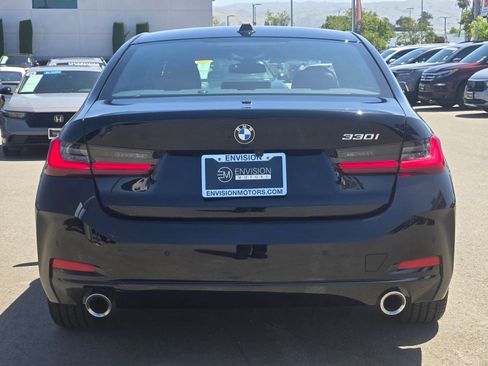 Used 2025 BMW 330i Sedan RWD image 6