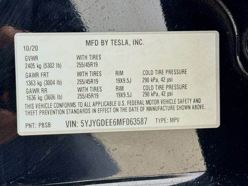 Used 2021 Tesla Model Y Long Range image 35