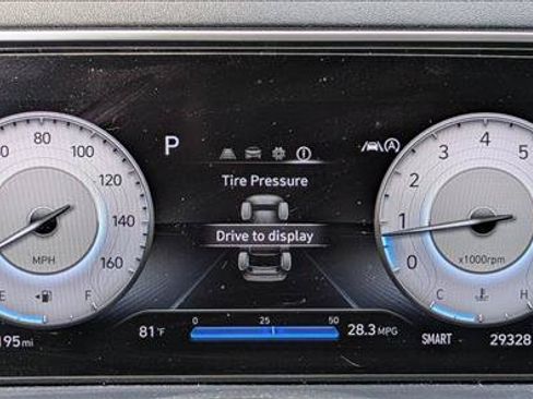 Used 2022 Hyundai Tucson SEL w/ Convenience Package FWD image 11