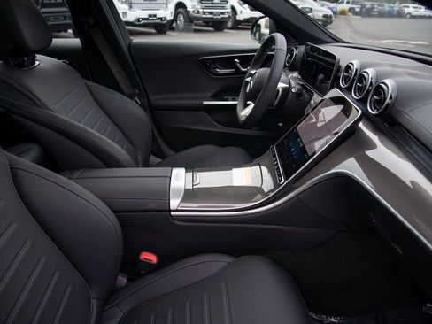 Certified 2025 Mercedes-Benz C 300 4MATIC Sedan image 21