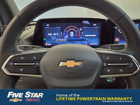 New 2026 Chevrolet Traverse LT w/ Driver Confidence Package FWD image 25