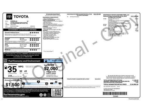 Used 2025 Toyota Corolla LE FWD image 2