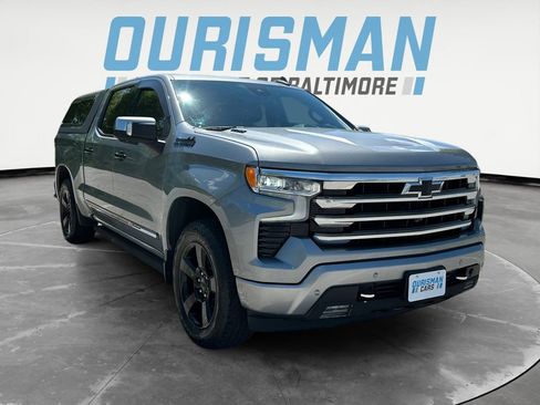 Used 2023 Chevrolet Silverado 1500 High Country w/ Technology Package AWD/4WD image 1
