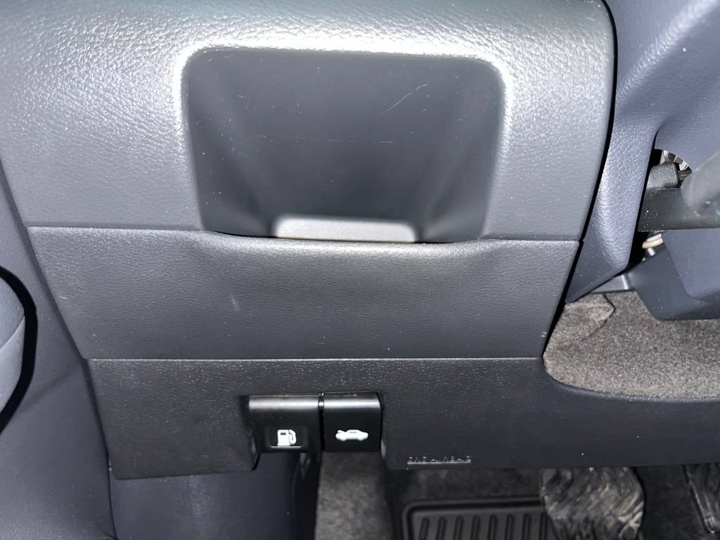 Used 2024 Nissan Kicks SV FWD image 56
