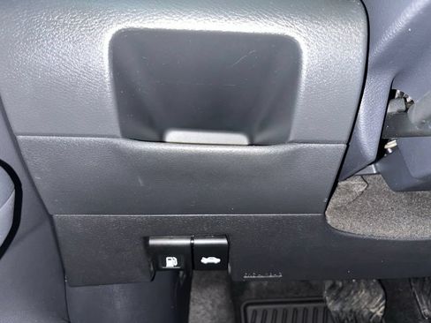 Used 2024 Nissan Kicks SV FWD image 56