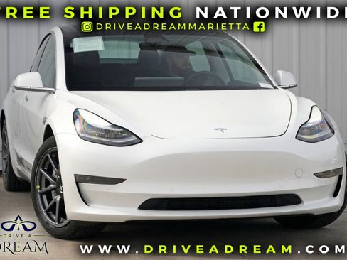 Used 2020 Tesla Model 3 Standard Range Plus image 2