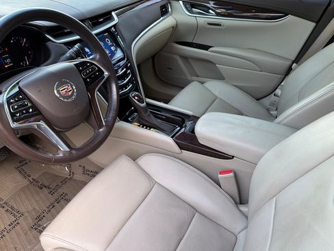 Used 2015 Cadillac XTS Luxury w/ Driver Awareness Package image 10