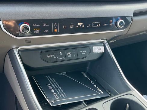 New 2026 Kia Carnival EX FWD image 21