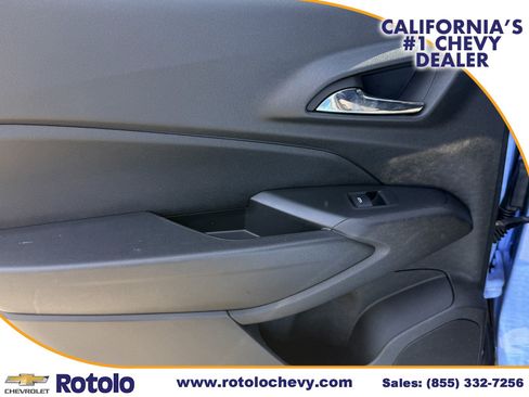 Used 2024 Chevrolet Trax RS FWD image 16
