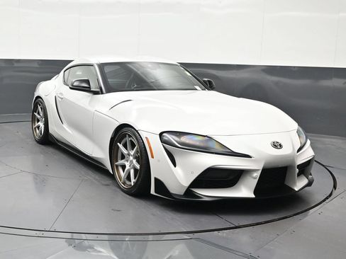 Used 2021 Toyota Supra w/ Safety & Technology Package RWD image 8
