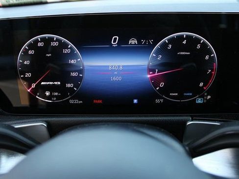 New 2024 Mercedes-Benz GLB 35 AMG 4MATIC image 24