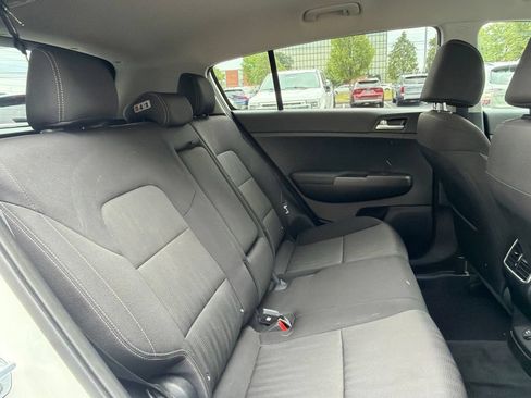 Used 2020 Kia Sportage LX AWD/4WD image 13