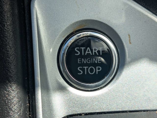 Used 2025 Nissan Altima 2.5 SV FWD image 29