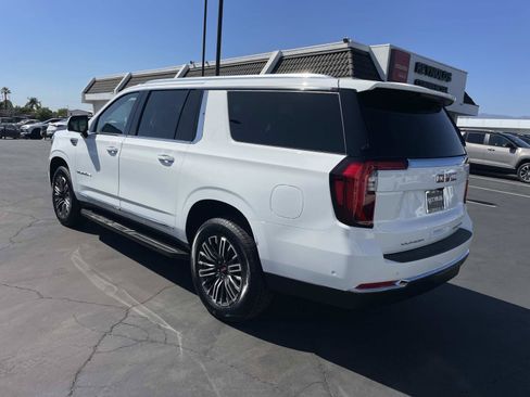 New 2026 GMC Yukon XL Elevation AWD/4WD image 7