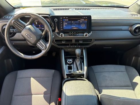 Used 2023 Chevrolet Colorado Trail Boss w/ Advanced Trailering Package AWD/4WD image 17