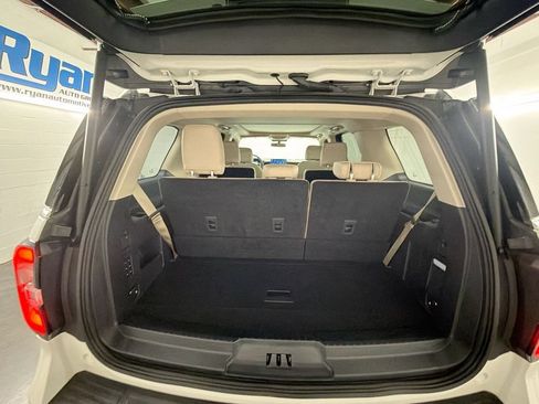 Used 2024 Ford Expedition Limited RWD image 27