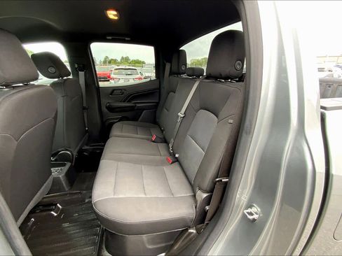 Used 2023 Chevrolet Colorado W/T image 19