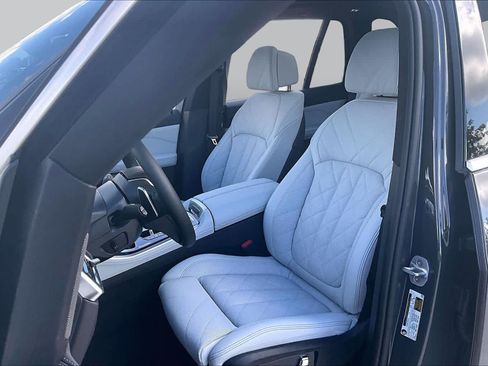 Used 2026 BMW X5 sDrive40i w/ Climate Comfort Package RWD image 7