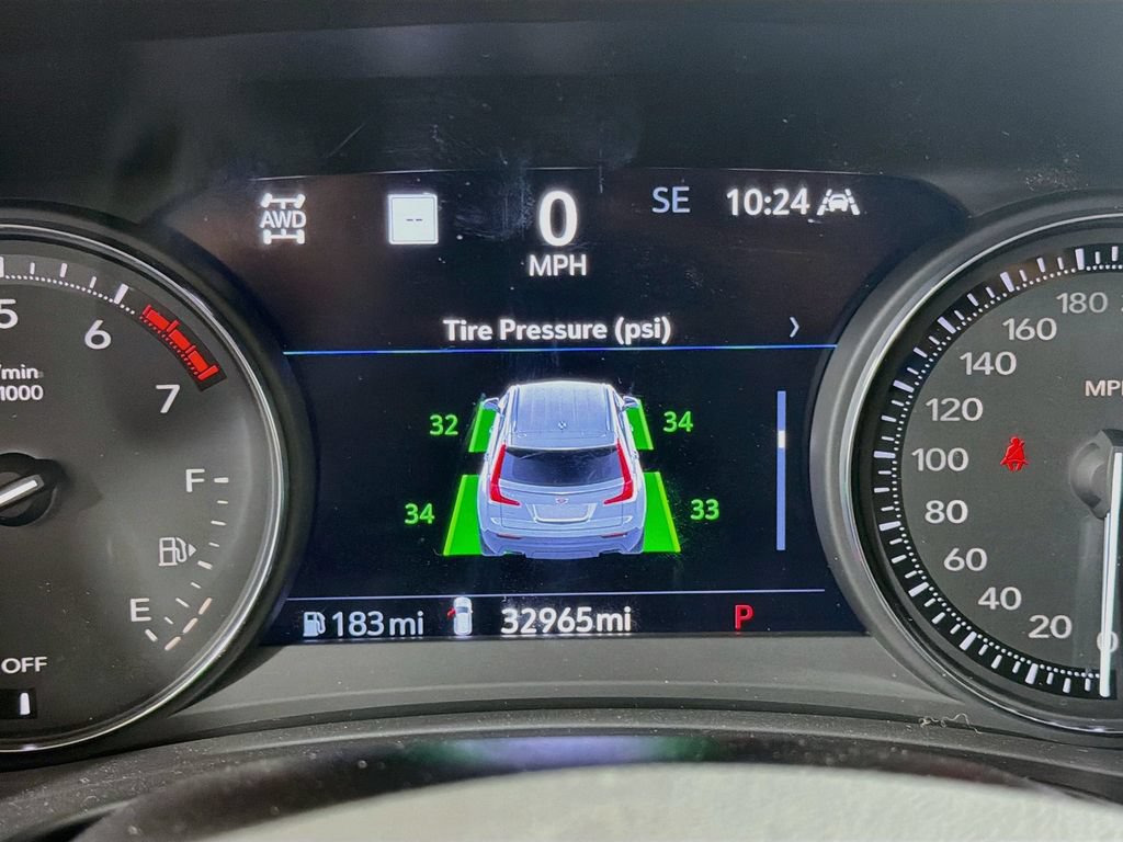 Used 2022 Cadillac XT4 Sport w/ LPO, Onyx Lite Package AWD/4WD image 14