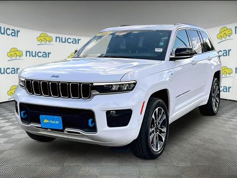 Used 2022 Jeep Grand Cherokee Overland AWD/4WD image 3