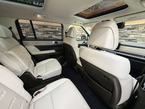 Used 2025 Hyundai Santa Fe Calligraphy image 24