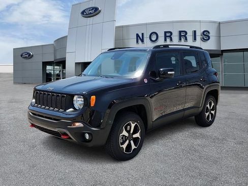 Used 2022 Jeep Renegade Trailhawk AWD/4WD image 2