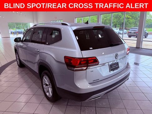 Used 2019 Volkswagen Atlas SE FWD image 5