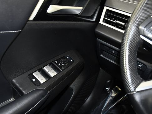 Used 2023 Mitsubishi Outlander SE AWD/4WD image 32