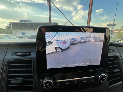 Used 2020 Ford Transit 150 Low Roof AWD image 18
