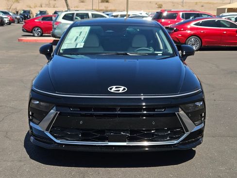 New 2025 Hyundai Sonata Limited image 2