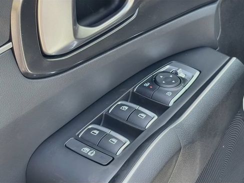 New 2026 Kia Sorento LX FWD image 17