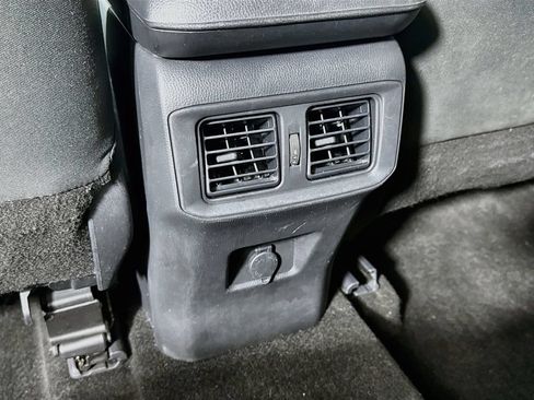 Used 2023 Toyota RAV4 LE AWD/4WD image 25