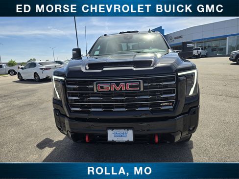 Used 2026 GMC Sierra 2500 AT4 AWD/4WD image 8