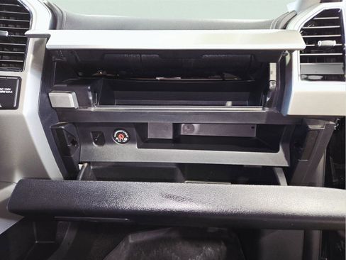 Used 2020 Ford F250 Lariat AWD/4WD image 42
