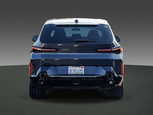 Used 2023 BMW XM Base w/ M Driver's Package image 3