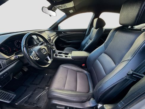 Used 2019 Honda Accord Sport image 18