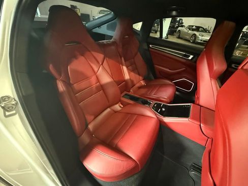 Used 2019 Porsche Panamera GTS AWD/4WD image 38